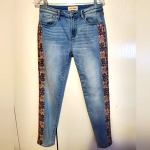Driftwood Jackie Embroidered Jeans